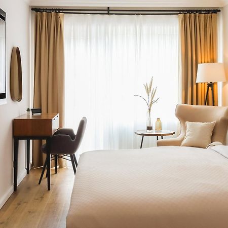 Hochwertige Ferienwohnung In Ruhiger Lage Mit Eigener Terrasse Und Parkplatz, Nur 7 Gehminuten Zum Strand Entfernt - Hoher Schlafkomfort Dank Boxspringbett Scharbeutz Exterior foto